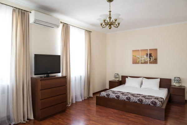 Продается клубный дом в Козине под Киевом